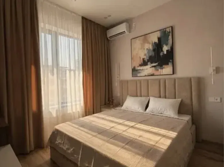 Sotiladi 2 xonali kvartira, 57 m², 5/14 qavat — Mirobod tumani
