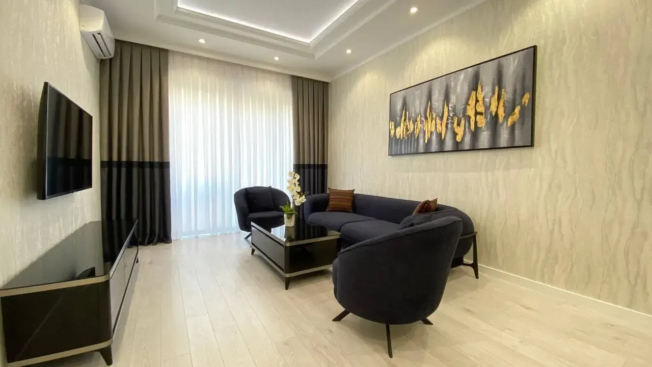Ijaraga beriladi 3 xonali kvartira, 100 m², 8/8 qavat — Shayxontohur tumani