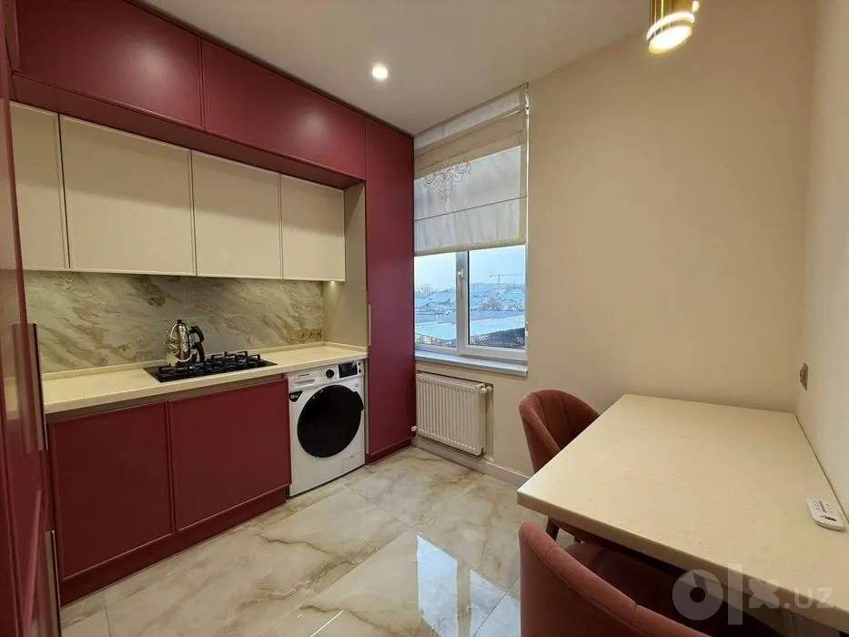 Sotiladi 2 xonali kvartira, 45 m², 3/15 qavat — Mirzo Ulugʻbek tumani
