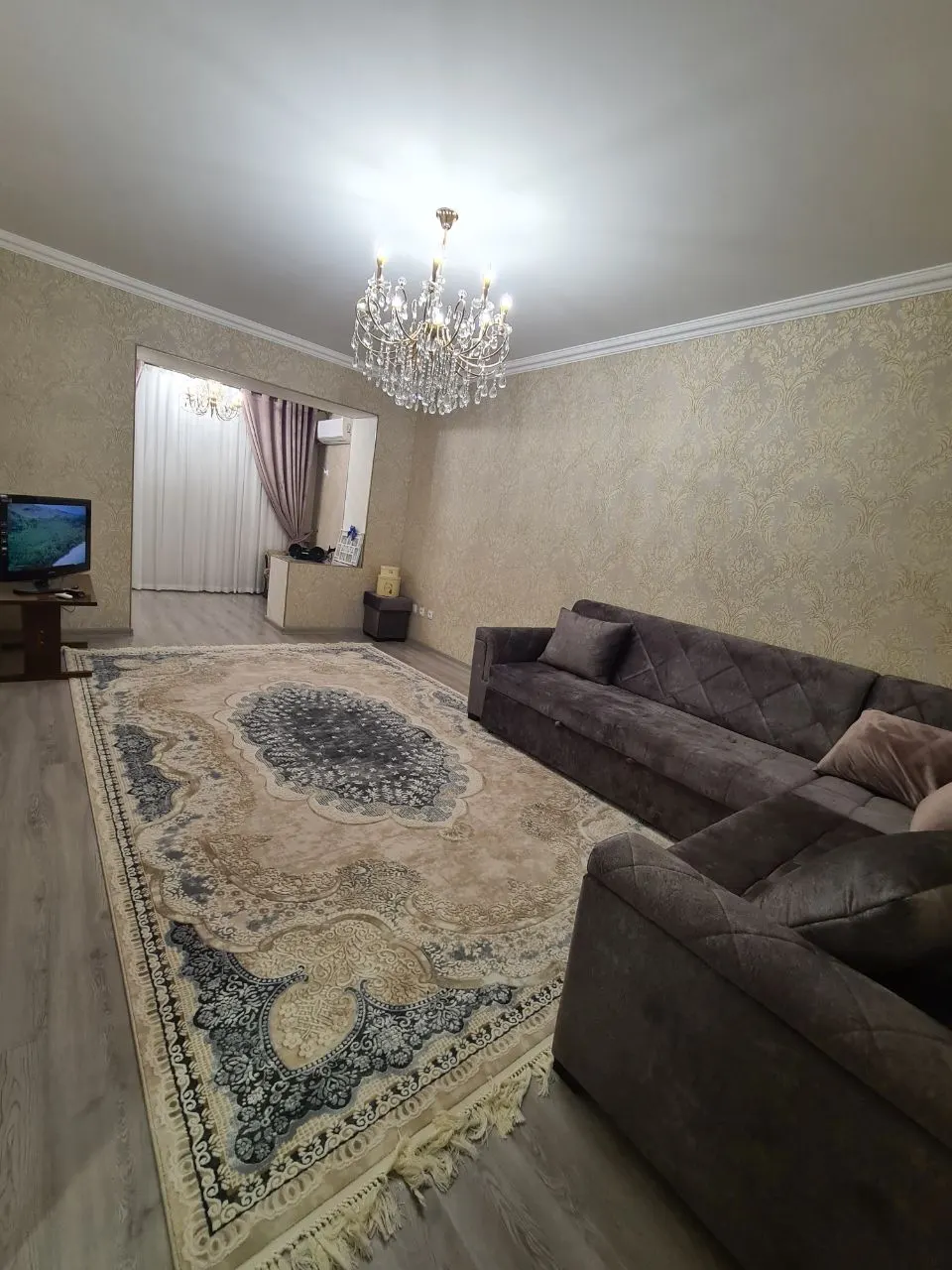 Ijaraga beriladi 3 xonali kvartira, 95 m², 4/4 qavat — Mirobod tumani