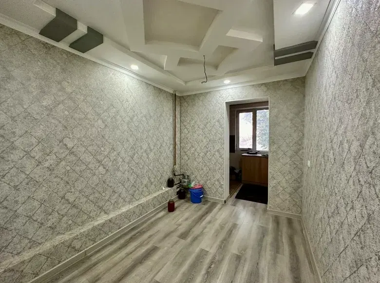 Sotiladi 3 xonali kvartira, 90 m², 4/4 qavat — Fargʻona shahri