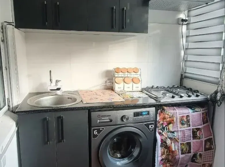 Сотилади 3 хонали квартира, 75 м², 2/2 қават — Фарғона шаҳри
