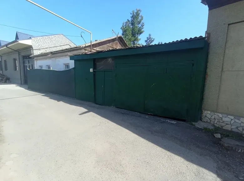 Sotiladi 5 xonali hovli uy — Qibray tumani