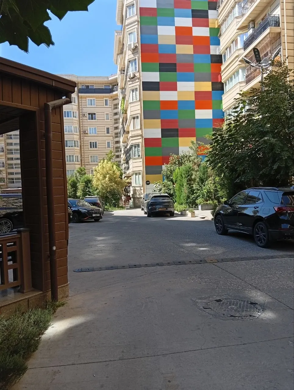 Sotiladi 4 xonali kvartira, 215 m², 2/8 qavat — Shayxontohur tumani