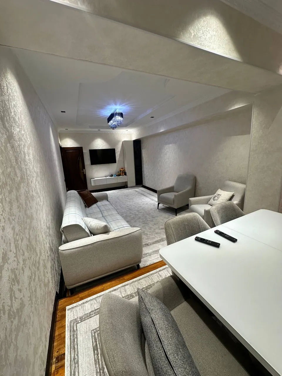 Sotiladi 3 xonali kvartira, 68 m², 2/4 qavat — Yunusobod tumani