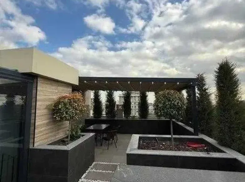 Sotiladi 4 xonali kvartira, 230 m², 9/10 qavat — Mirobod tumani