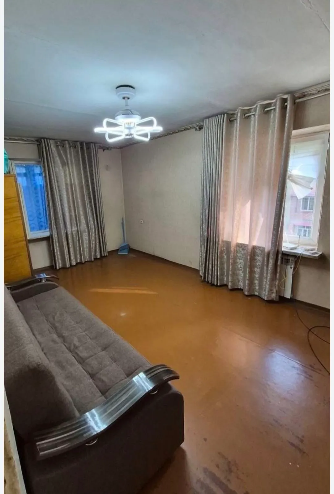Продаётся 1-комнатная квартира, 42 м², 4/5 этаж — Учтепинский район