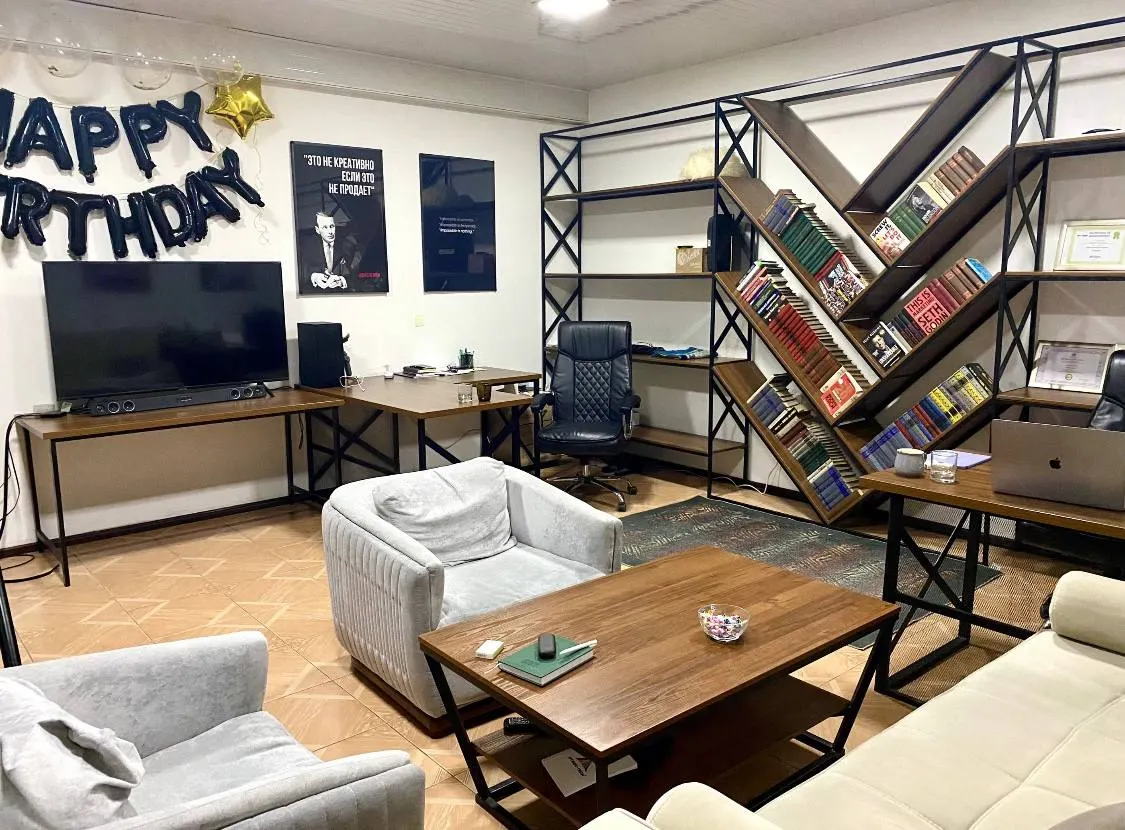 Сдаётся офис, 125 м², 1/4 этаж — Чиланзарский район