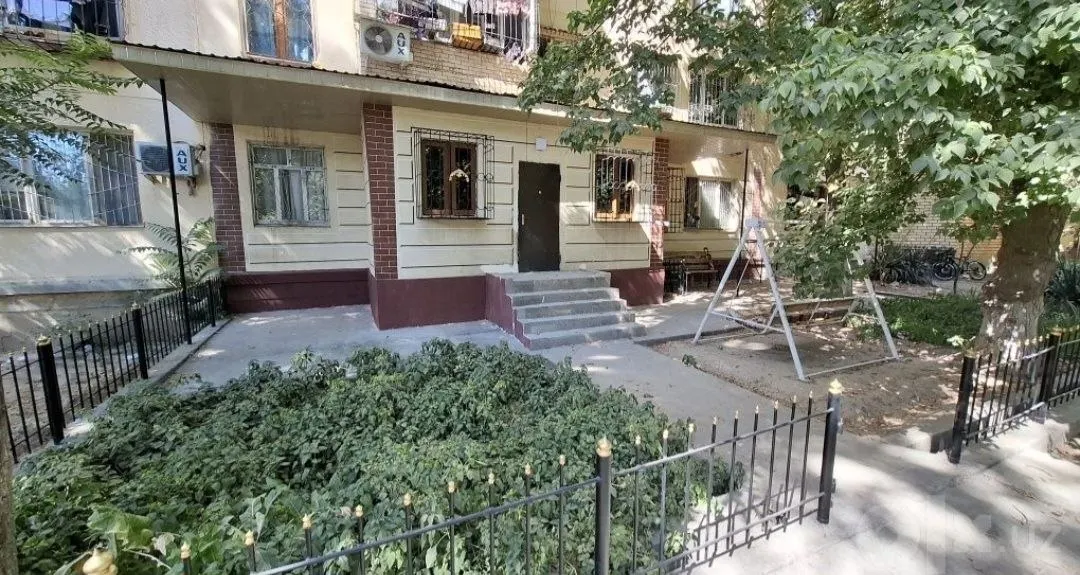 Сотилади 2 хонали квартира, 46 м², 4/4 қават — Учтепа тумани
