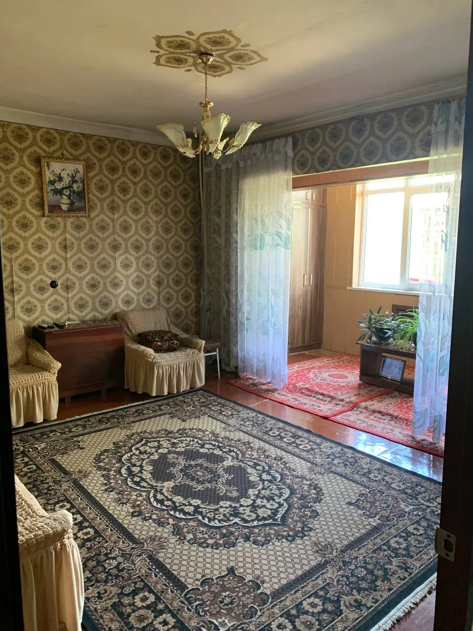 Sotiladi 4 xonali kvartira, 84 m², 2/4 qavat — Yunusobod tumani