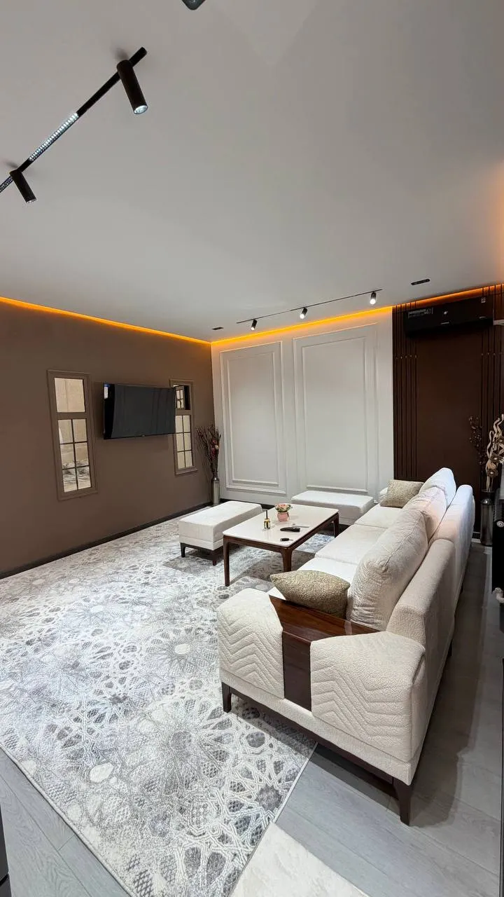 Sotiladi 4 xonali kvartira, 90 m², 1/9 qavat — Uchtepa tumani