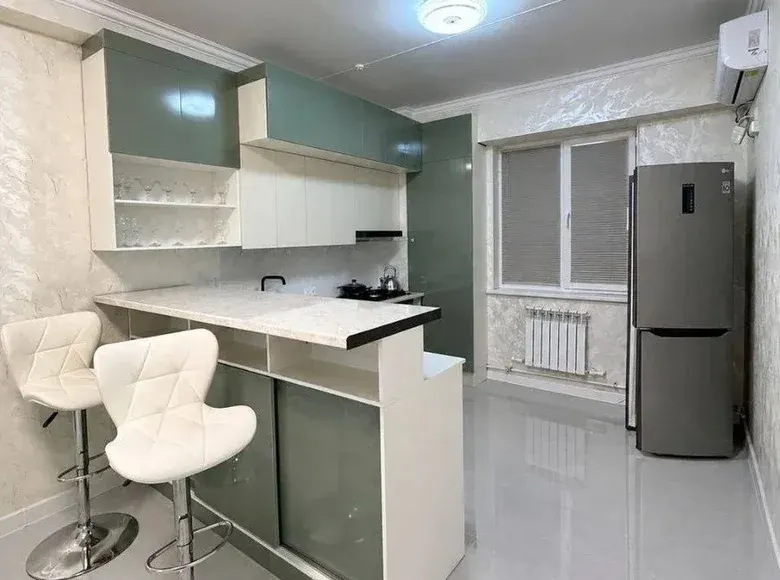 Сдаётся 2-комнатная квартира, 10 м², 5/9 этаж — Гулистан
