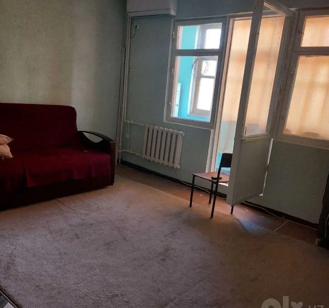 Продаётся 1-комнатная квартира, 42 м², 4/9 этаж — Яшнабадский район