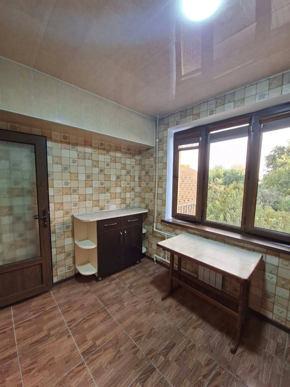 Сотилади 2 хонали квартира, 52.5 м², 2/4 қават — Юнусобод тумани
