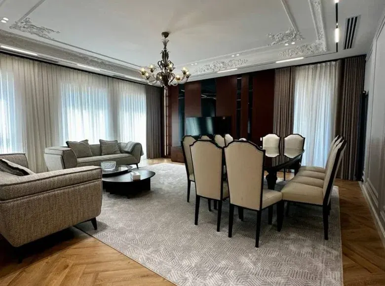 Продаётся 5-комнатная квартира, 232 м², 5/12 этаж — Мирабадский район