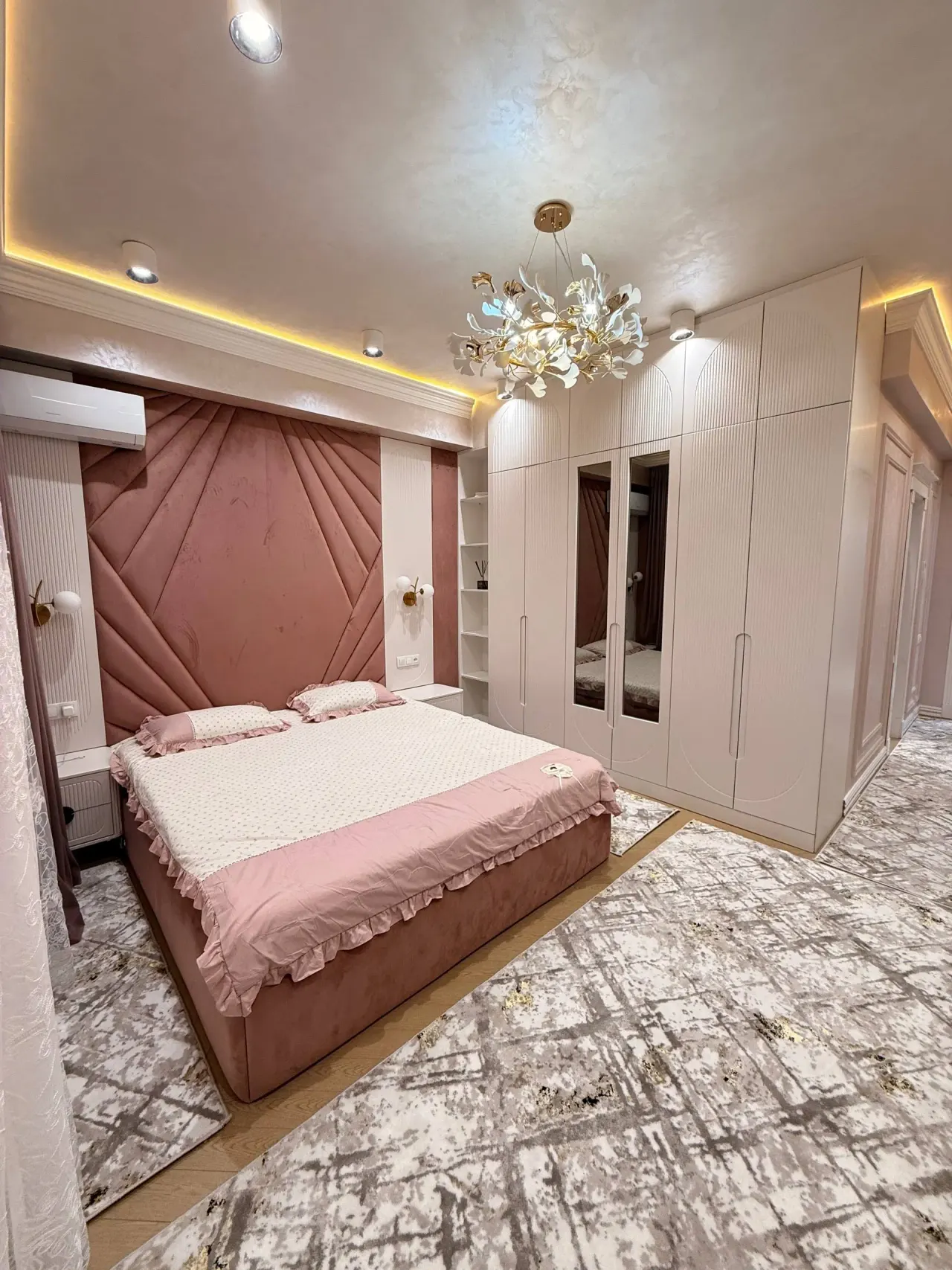 Ijaraga beriladi 3 xonali kvartira, 180 m², 7/10 qavat — Yakkasaroy tumani