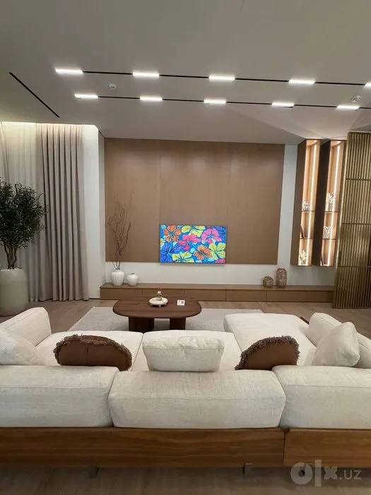 Сотилади 5 хонали квартира, 370 м², 2/14 қават — Миробод тумани