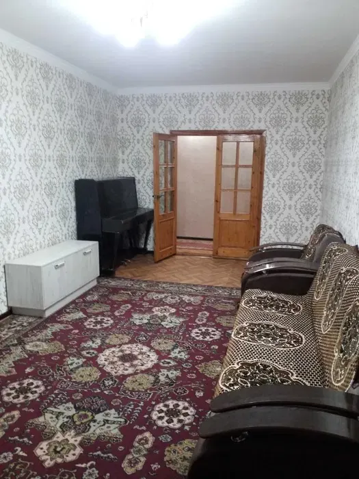 Ижарага берилади 4 хонали квартира, 100 м², 4/5 қават — Чилонзор тумани