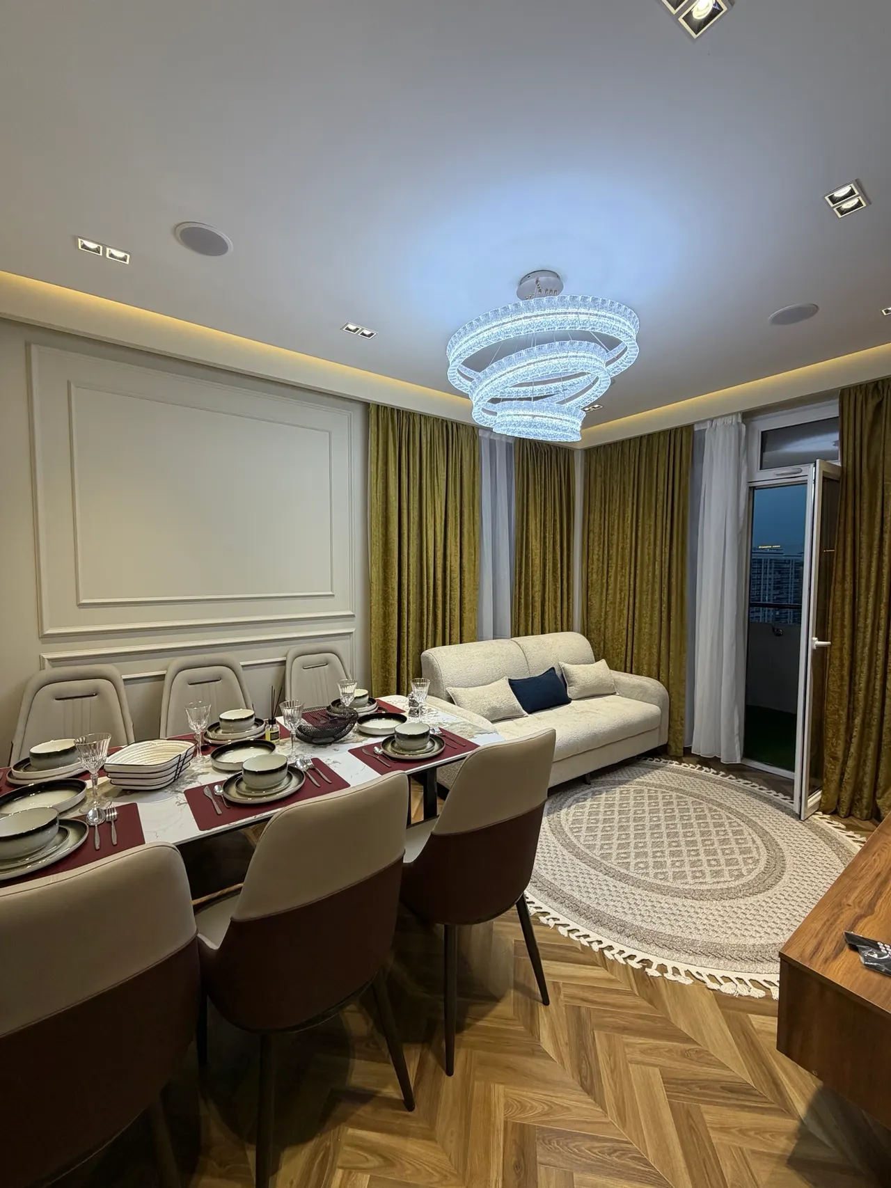 Sotiladi 3 xonali kvartira, 100 m², 15/16 qavat — Yunusobod tumani