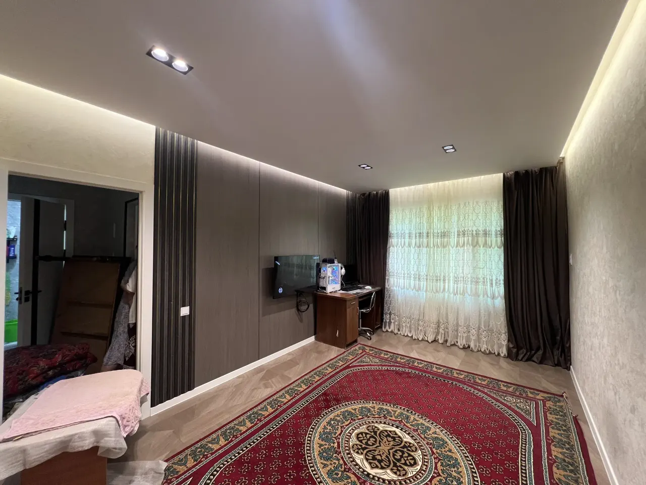 Продаётся 1-комнатная квартира, 36 м², 1/4 этаж — Чиланзарский район