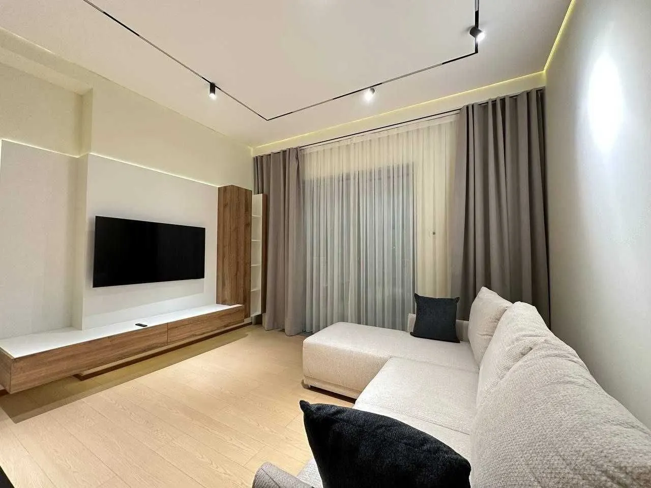 Сдаётся 2-комнатная квартира, 72 м², 5/12 этаж — Мирабадский район