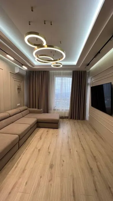 Сдаётся 3-комнатная квартира, 92 м², 18/25 этаж — Яккасарайский район