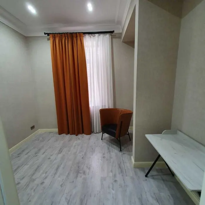 Ижарага берилади 3 хонали квартира, 80 м², 2/4 қават — Яккасарой тумани