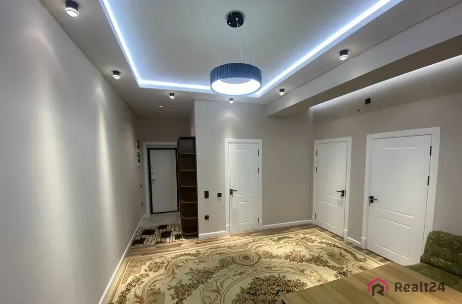 Сдаётся 2-комнатная квартира, 46 м², 1/3 этаж — Янгихаётский район