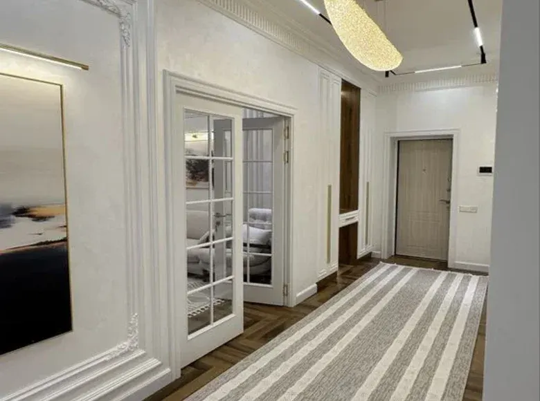 Сотилади 3 хонали квартира, 98 м², 4/10 қават — Сергели тумани