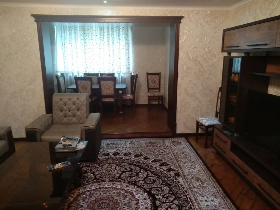 Сдаётся 4-комнатная квартира, 110 м², 3/4 этаж — Яшнабадский район