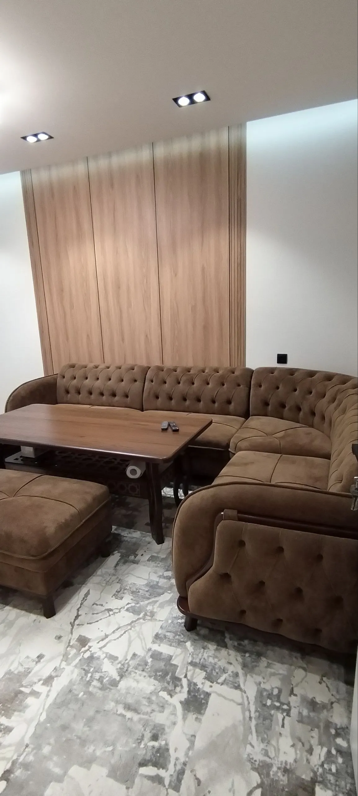 Sotiladi 4 xonali kvartira, 80 m², 1/4 qavat — Uchtepa tumani