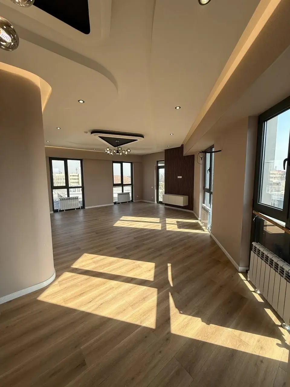 Sotiladi 3 xonali kvartira, 112 m², 6/25 qavat — Mirzo Ulugʻbek tumani
