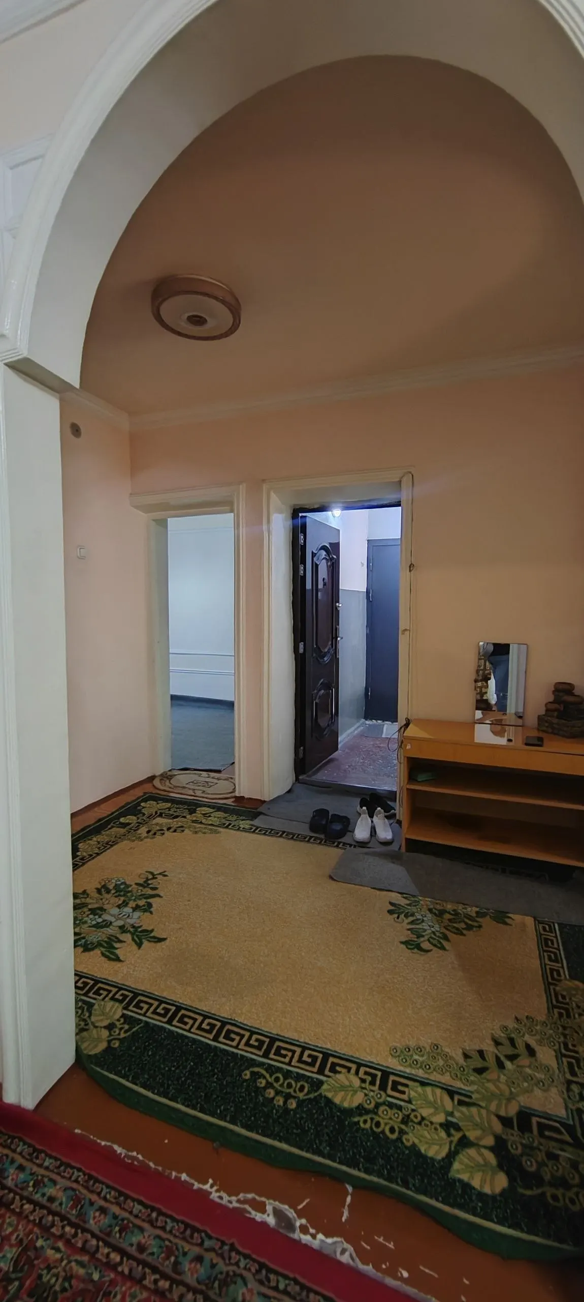 Сдаётся 3-комнатная квартира, 72 м², 1/4 этаж — Чиланзарский район