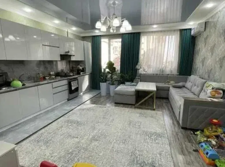 Сотилади 3 хонали квартира, 96 м², 4/9 қават — Мирзо Улуғбек тумани