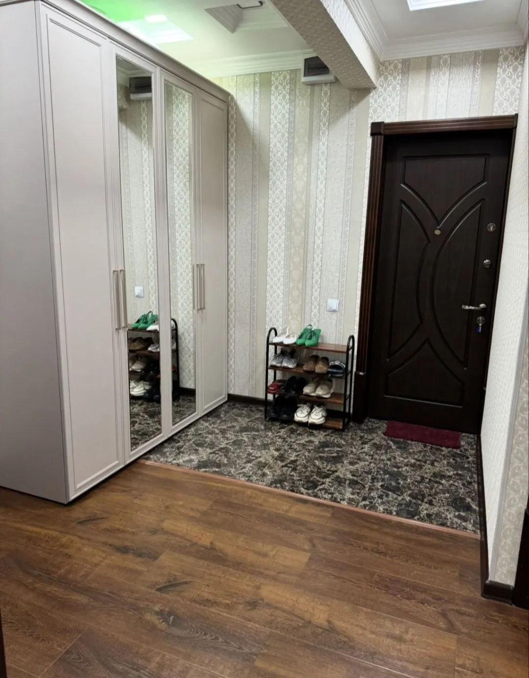 Продаётся 3-комнатная квартира, 78 м², 4/9 этаж — Сергелийский район