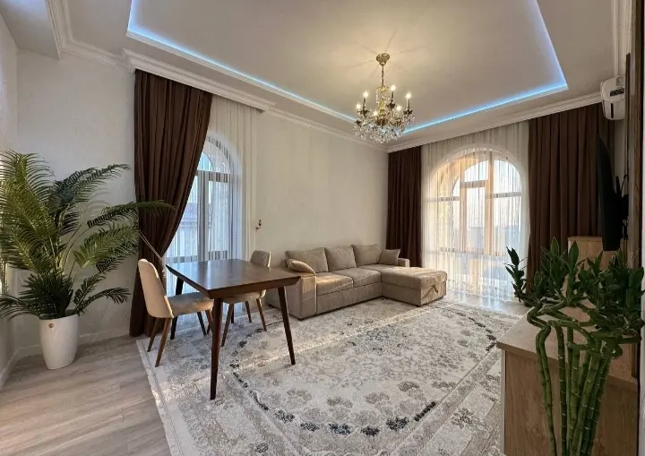 Сотилади 2 хонали квартира, 72 м², 8/8 қават — Мирзо Улуғбек тумани
