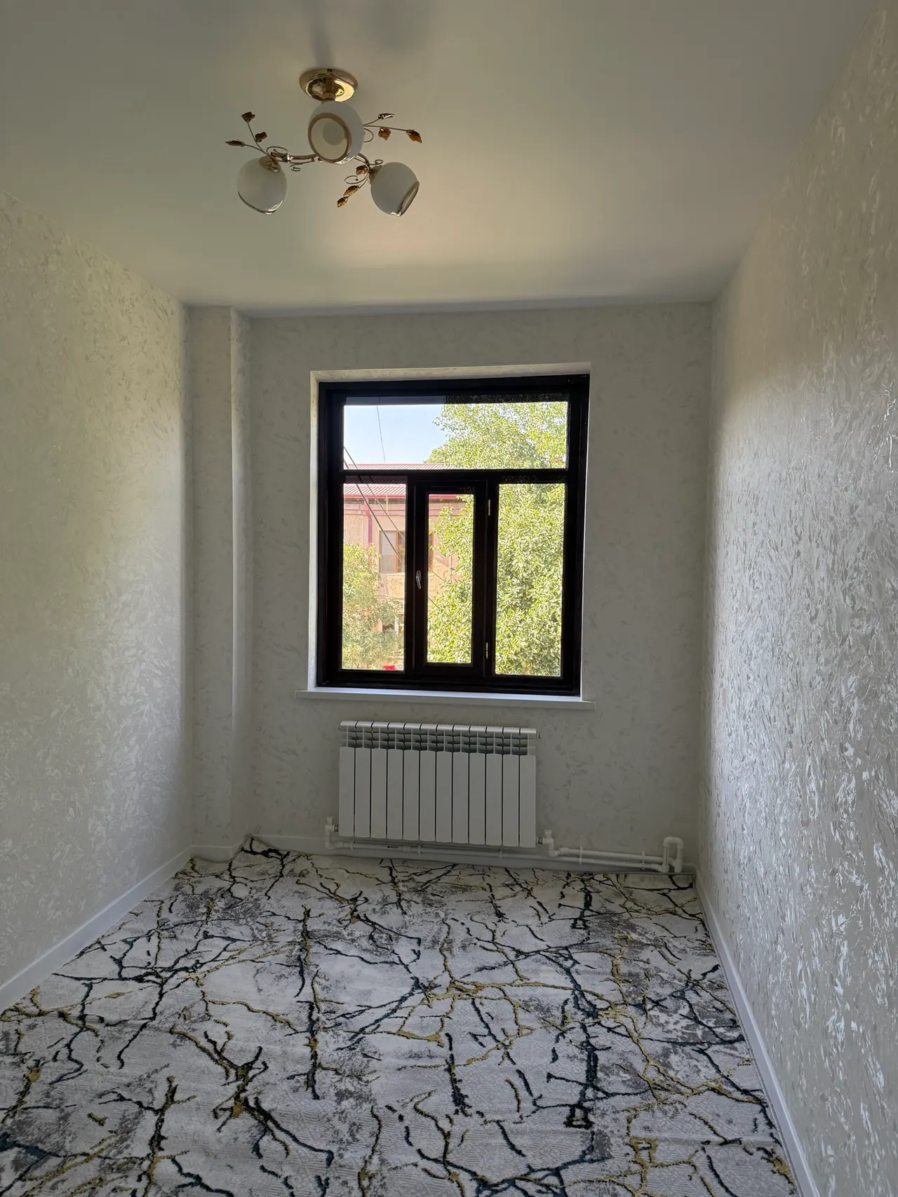 Сотилади 3 хонали квартира, 71 м², 2/2 қават — Когон шаҳри