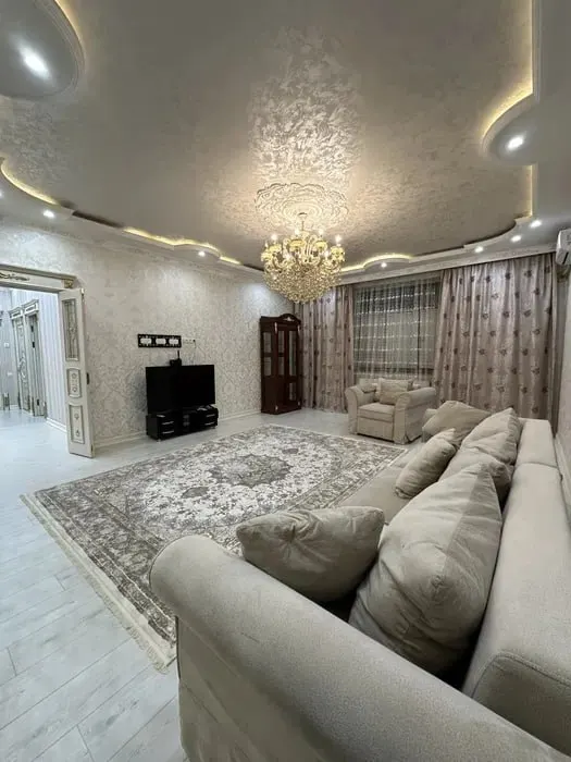 Ижарага берилади 4 хонали квартира, 135 м², 1/7 қават — Шайхонтоҳур тумани