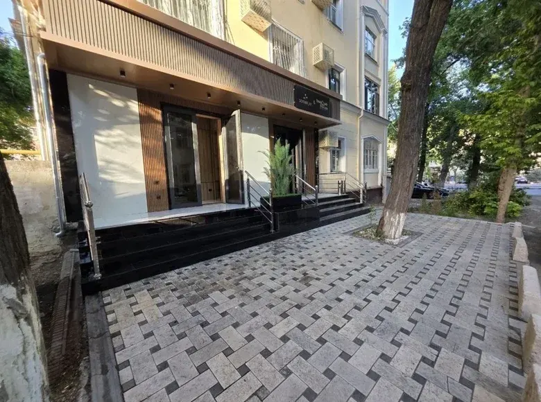 Продаётся коммерческое помещение, 53 м² — Яккасарайский район
