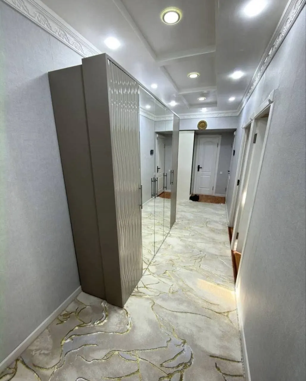 Сотилади 4 хонали квартира, 100 м², 9/9 қават — Шайхонтоҳур тумани
