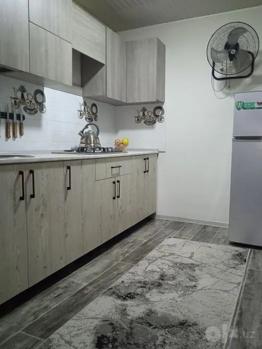 Ijaraga beriladi 1 xonali kvartira, 42 m², 2/2 qavat — Yangiyoʻl shahri
