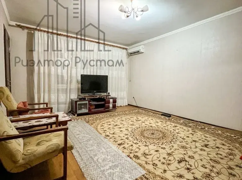 Сотилади 3 хонали квартира, 70 м², 3/5 қават — Мирзо Улуғбек тумани