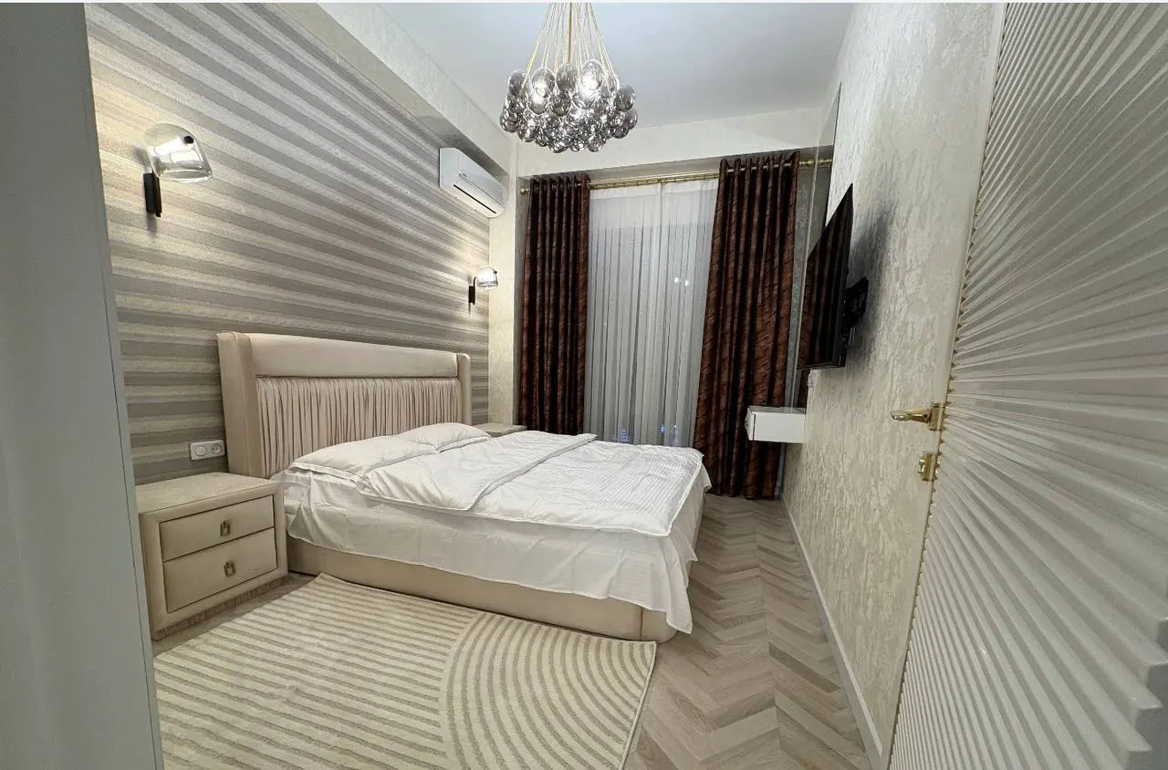 Sotiladi 3 xonali kvartira, 116 m², 3/6 qavat — Mirobod tumani