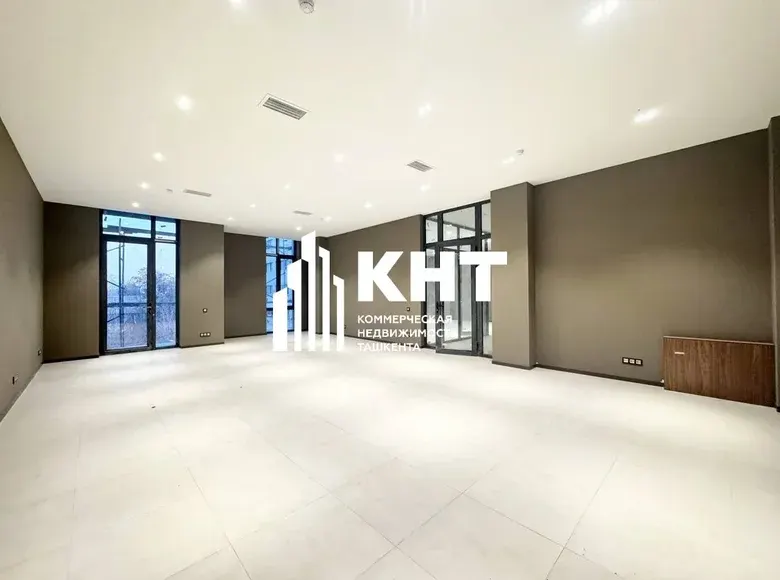Сдаётся коммерческое помещение, 580 м², 2/2 этаж — Юнусабадский район