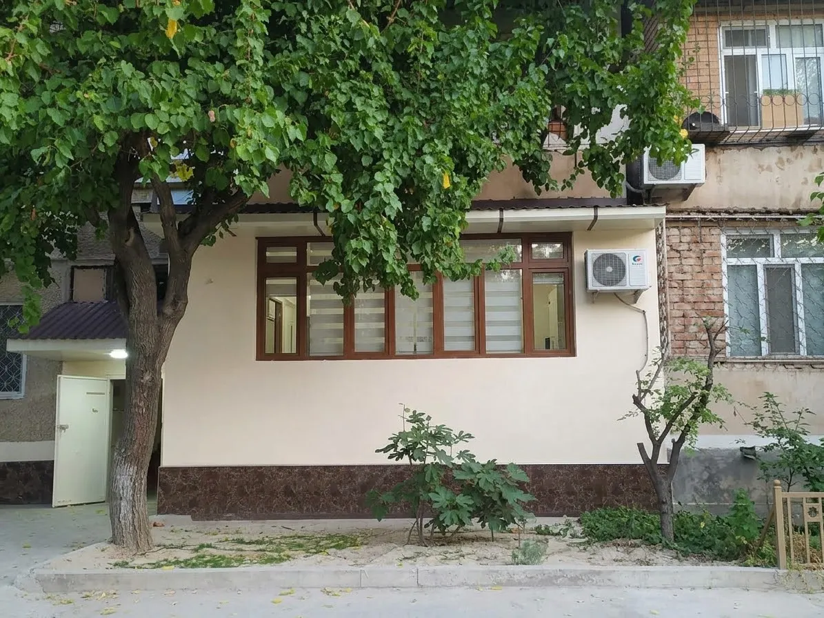 Продаётся 3-комнатная квартира, 70 м², 1/4 этаж — Алмазарский район