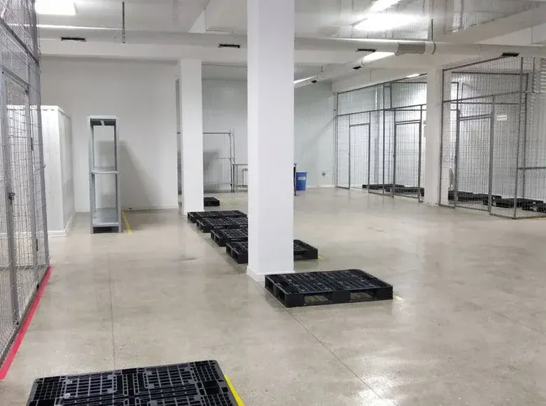Ижарага берилади тижорат биноси, 750 м² — Миробод тумани