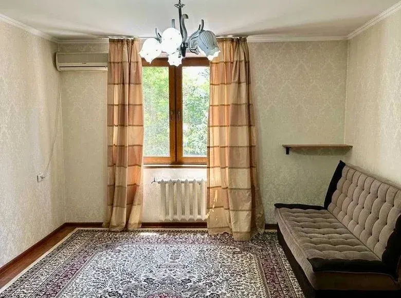 Ижарага берилади 4 хонали квартира, 100 м², 4/4 қават — Миробод тумани