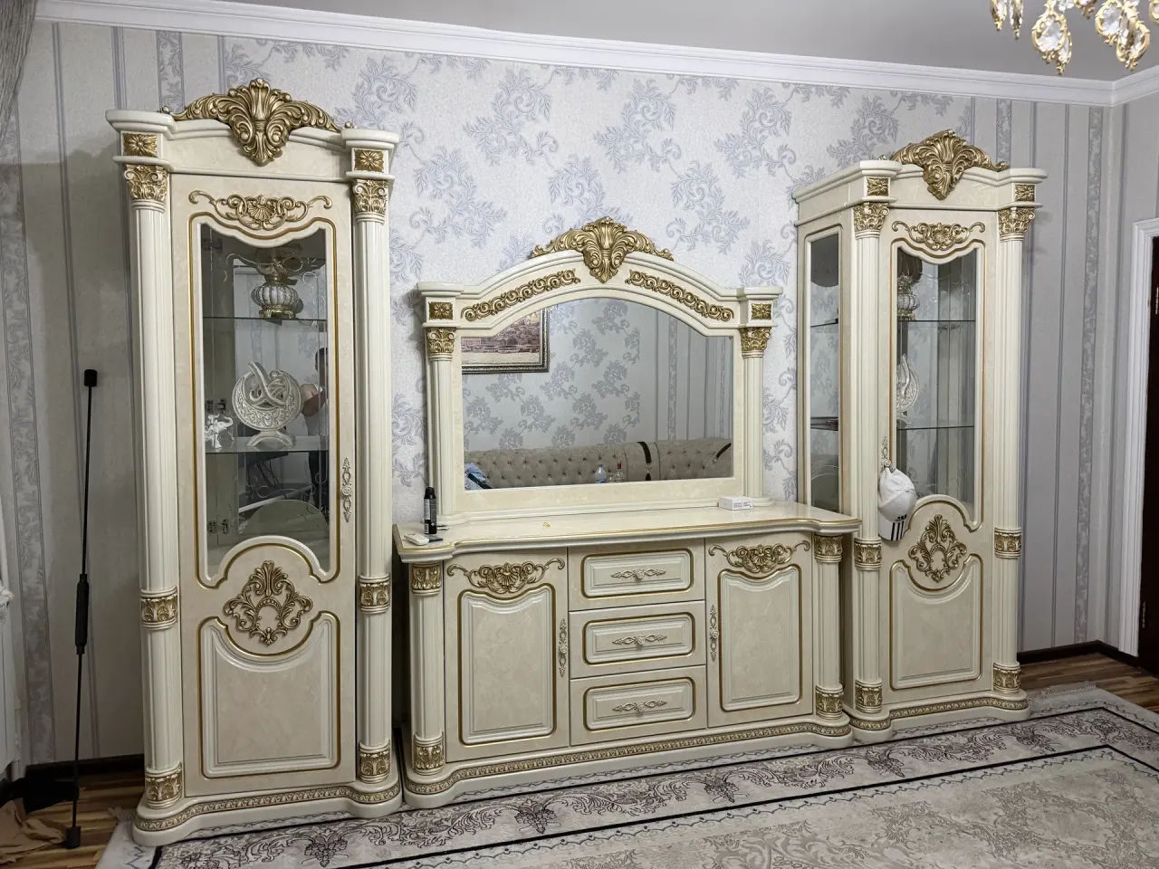 Sotiladi 3 xonali kvartira, 65 m², 6/9 qavat — Olmazor tumani