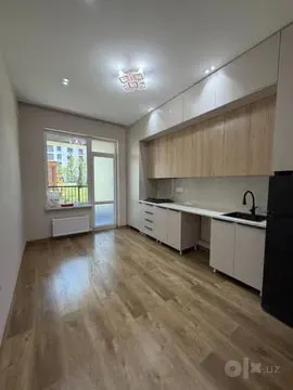 Сдаётся 1-комнатная квартира, 40 м², 1/4 этаж — Бектемирский район