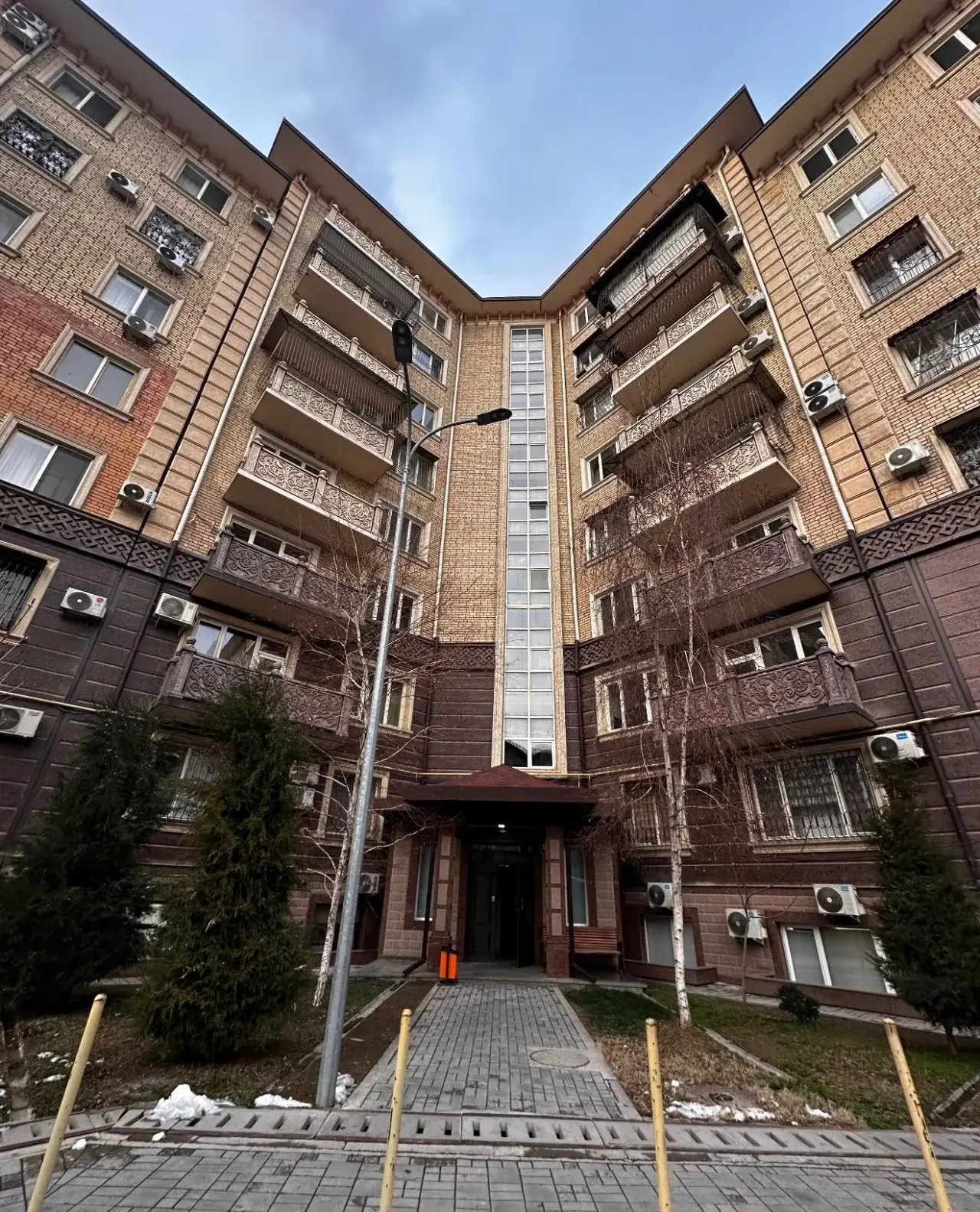 Сотилади 4 хонали квартира, 187.5 м², 3/8 қават — Юнусобод тумани